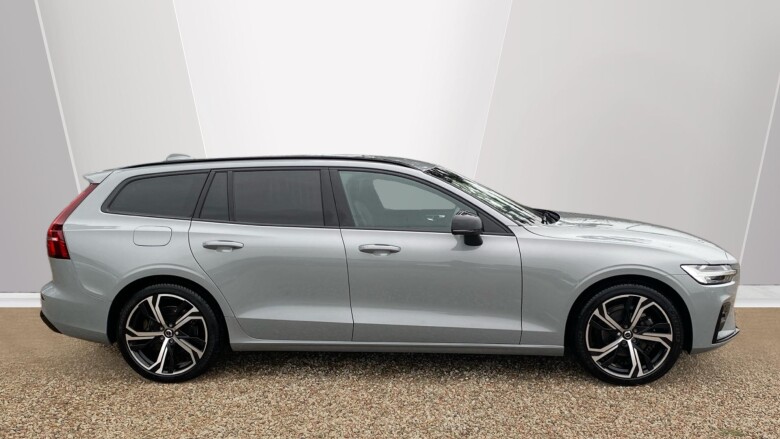 Volvo V60 2.0 B4P Plus Dark 5dr Auto [7 speed] Petrol Estate